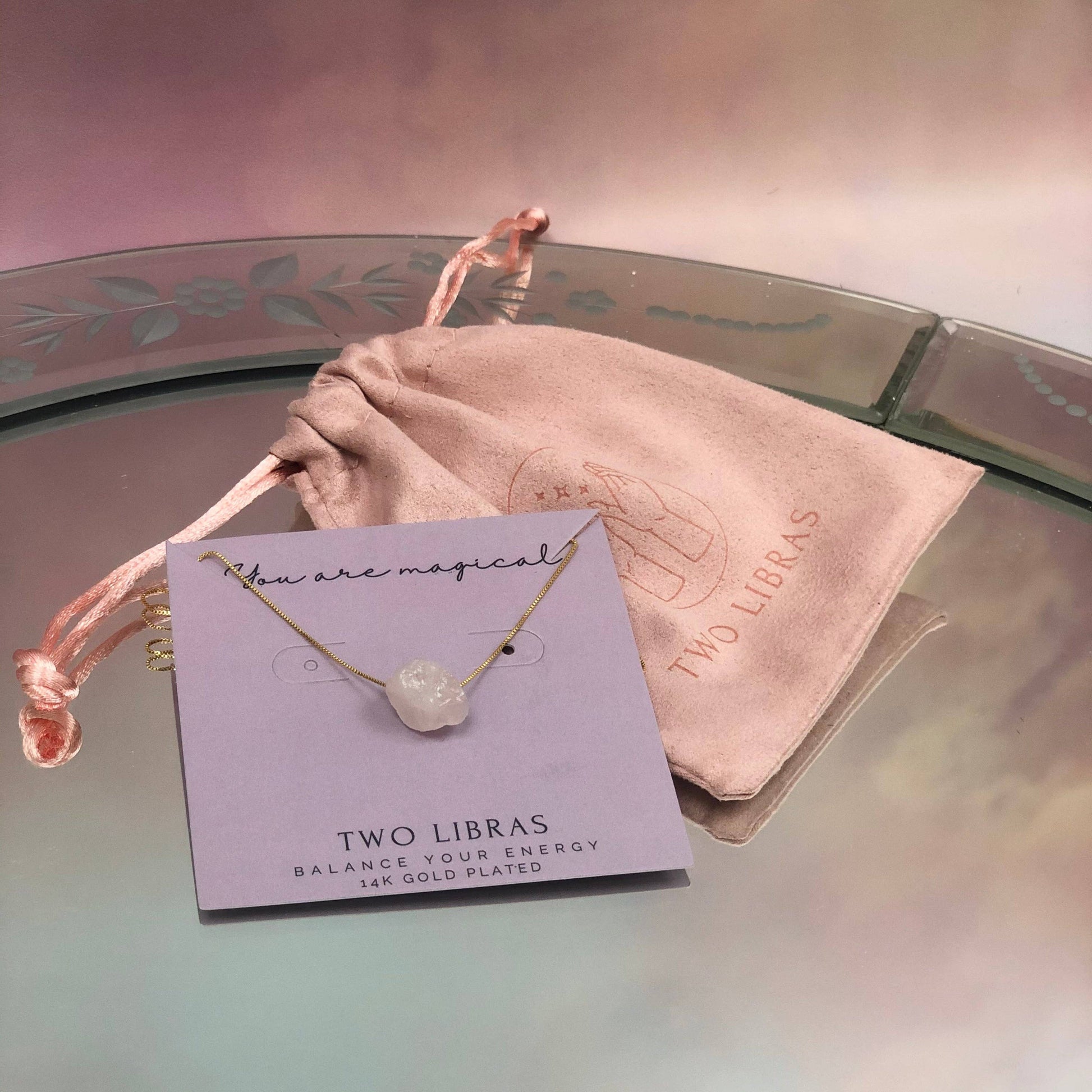 GOLD NECKLACE WITH ROSE QUARTZ CRYSTAL