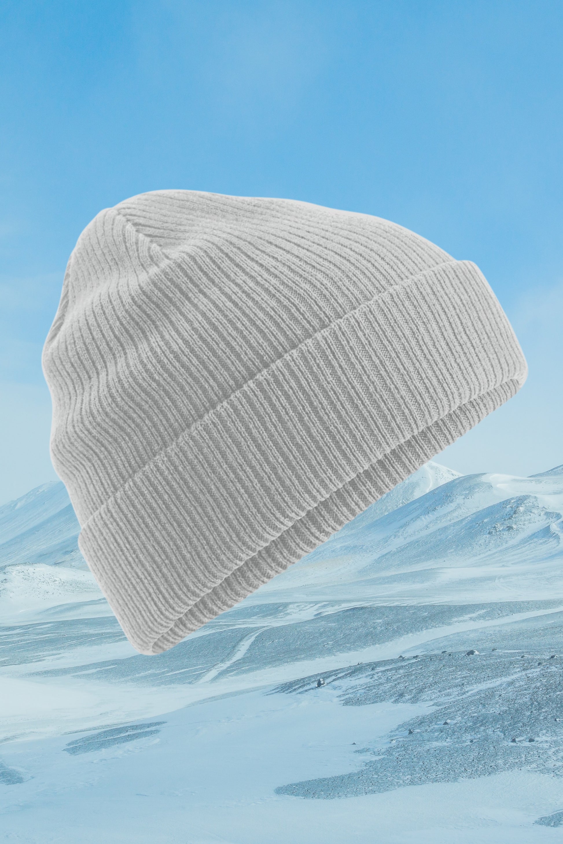 Cove Beanie in Light Grey – lightweight organic cotton unisex hat by Meraki Beach