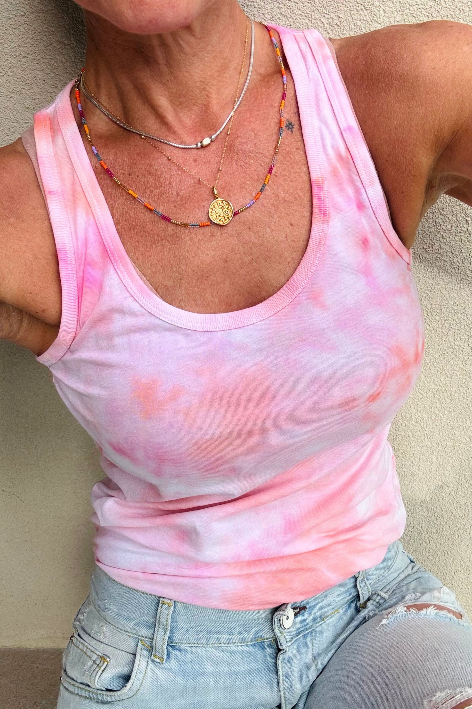 LUCIA ORGANIC COTTON VEST TOP ICED DYED IN PEACH