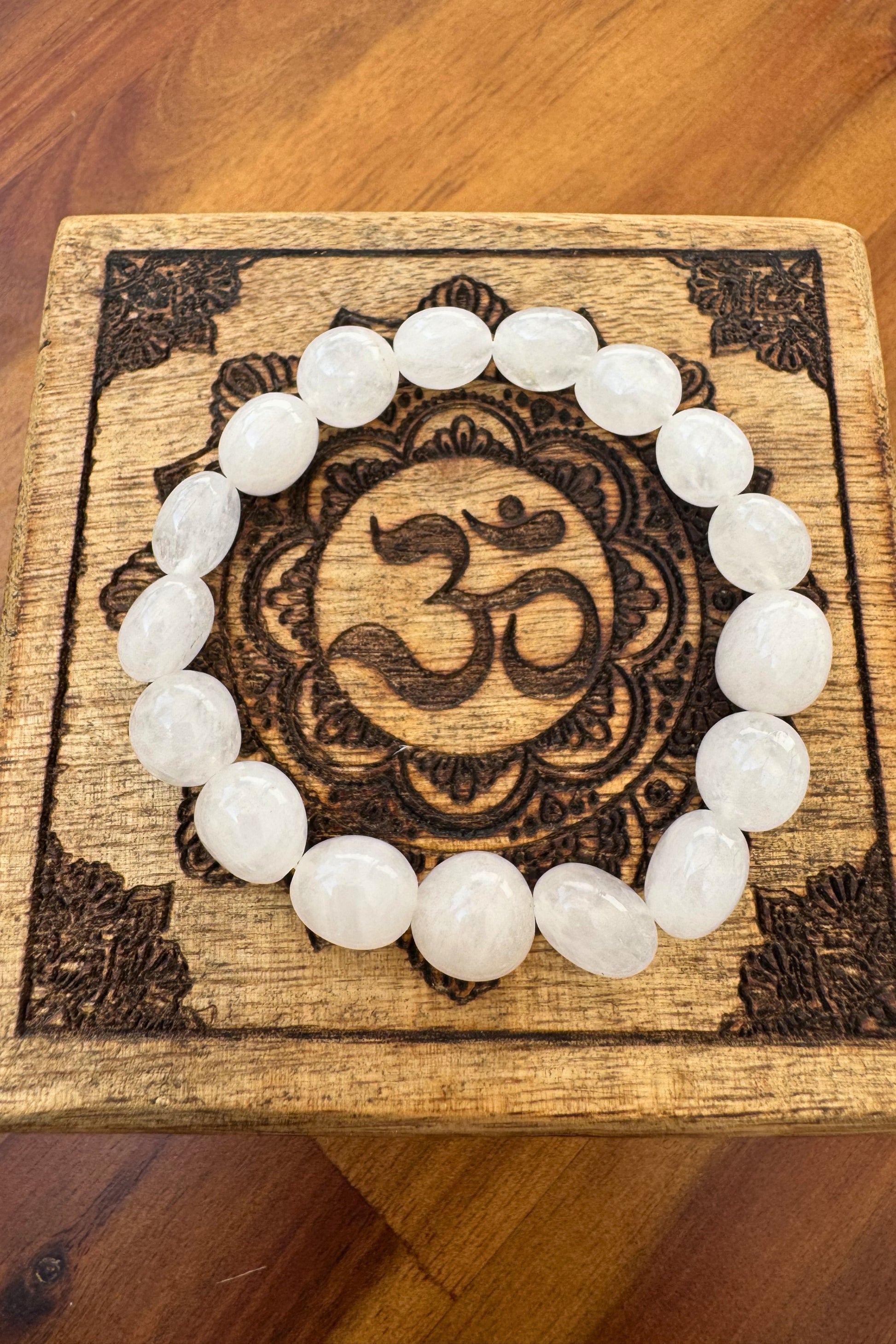 Quartz Crystal Bracelet with Free Crystal Guide and Jute Hessian Bag by Meraki Beach - Wear Your Energy Crystal Collection.