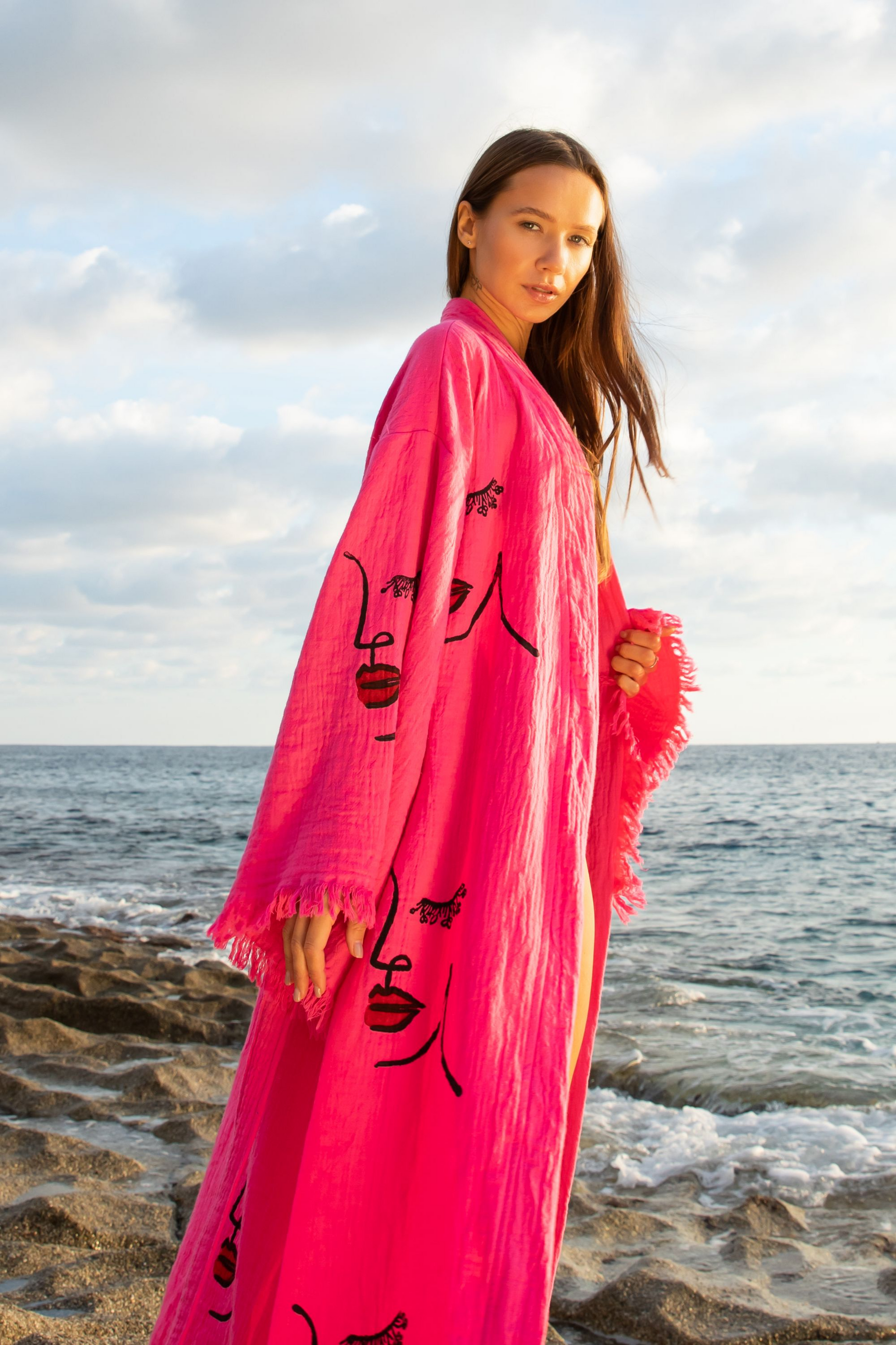 ZEHRA Kimono in Pink | Women's Kimonos