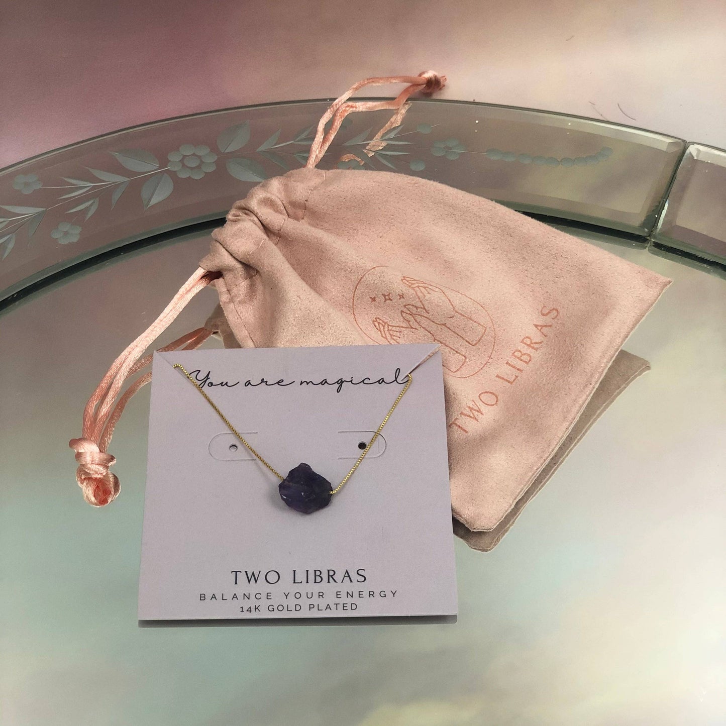 GOLD NECKLACE WITH AMETHYST CRYSTAL