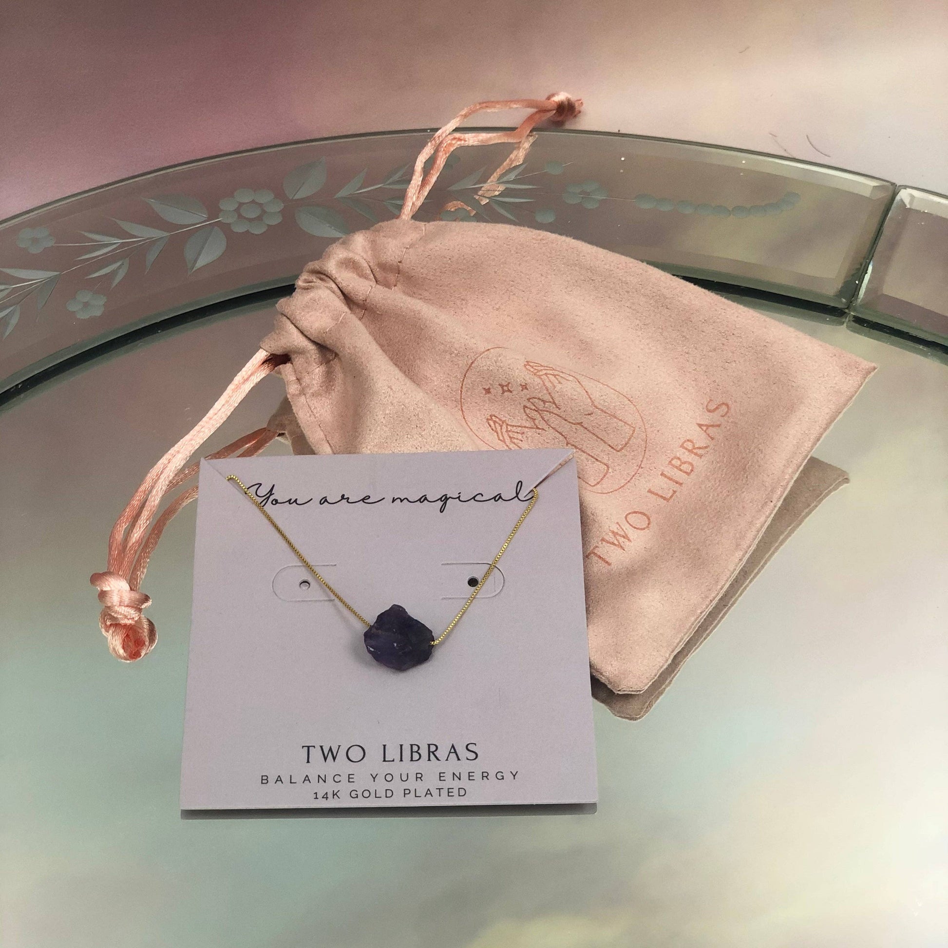 GOLD NECKLACE WITH AMETHYST CRYSTAL